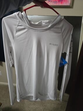 Columbia Women's White Long-Sleeve Hooded Performance Tee